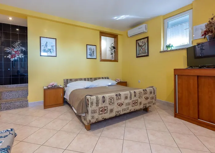 In Crikvenica- Nahe Sandstrand By Interhome * Crikvenica